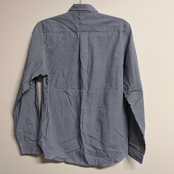 Blue VanHeusen Button Down Shirt Size Small - Picture 3 of 3